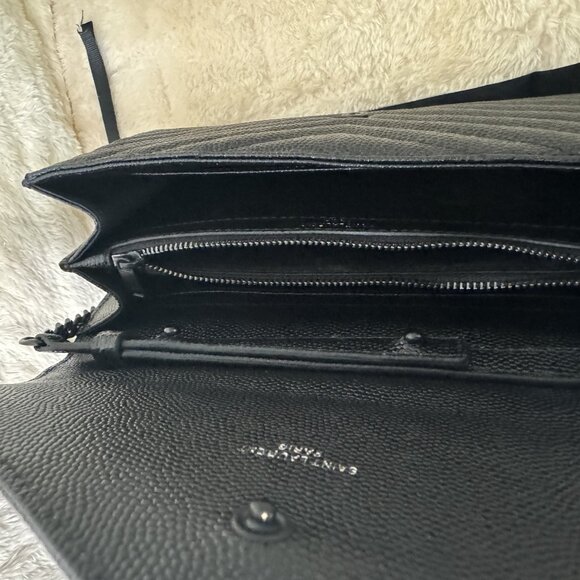 Yves Saint Laurent Black Shoulder Bag - Picture 2 of 6